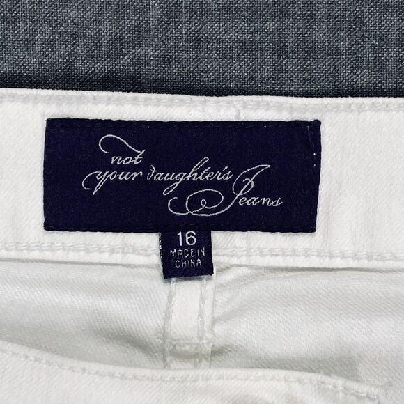 NYDJ Crop Jeans Womens Sz 16 White Straight Leg Cuffed High Waisted Modest Capri - Picture 14 of 15